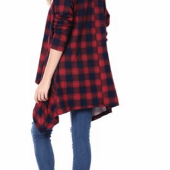 Buffalo plaid Cardigan ! 🌲 Holidays are coming ! - Picture 6 of 8